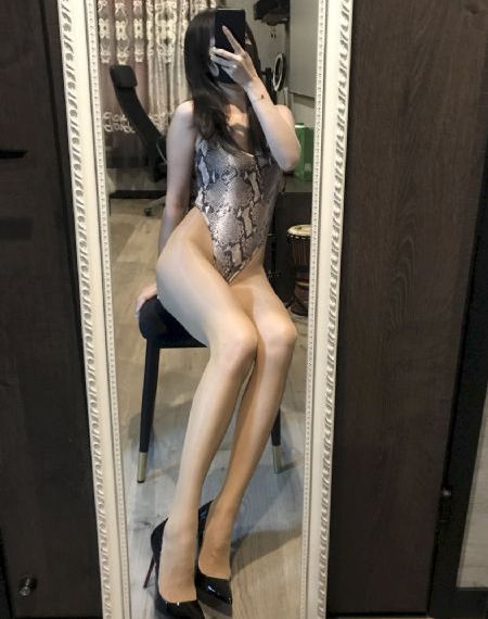 少主玩胯下的精尿奴_BD在线观看视频