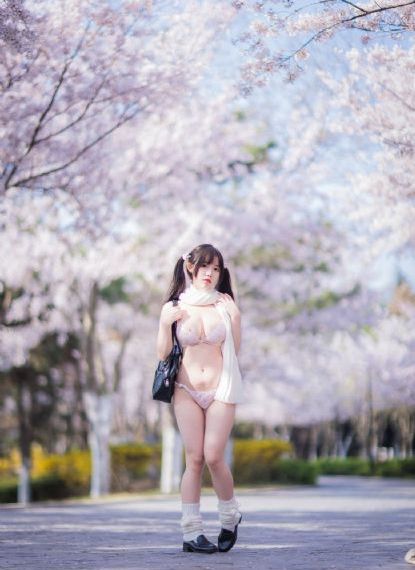 两个妈_超清高清迅雷在线观看